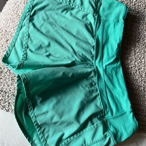 Lululemon shorts size 6